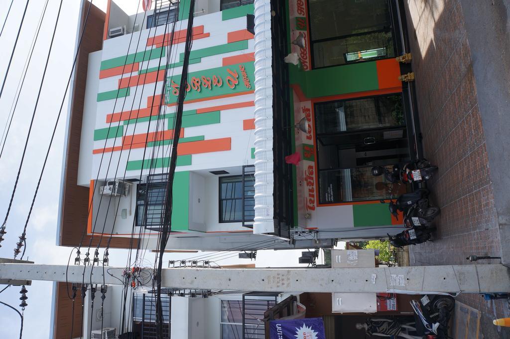 Noble U-House Chiangmai Hotel Csiangmaj Kültér fotó